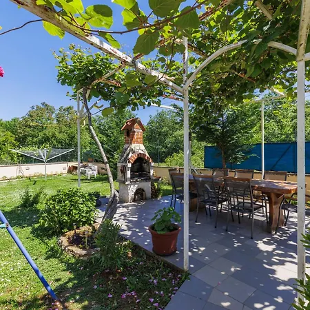 Apartamento Rajic-1 By Interhome Poreč